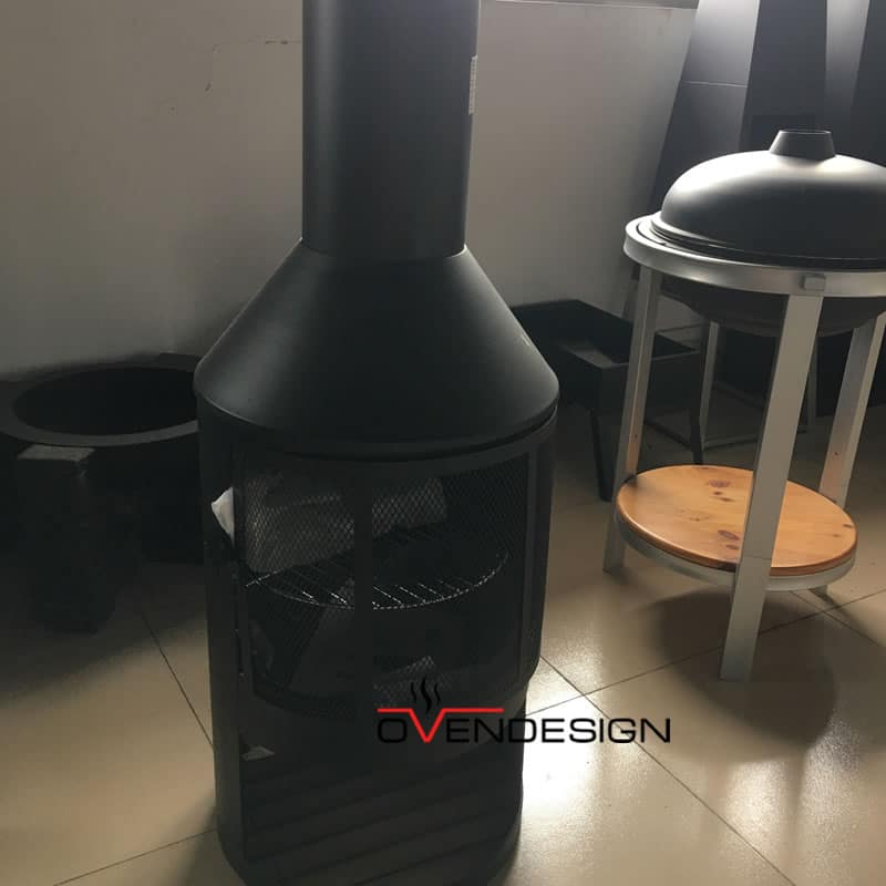 Outdoor Fire Pit with BBQ Function