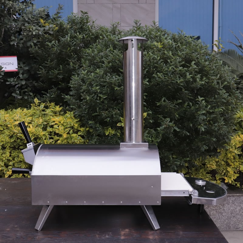 Portable wood-fired pizza oven with pull-out drawer