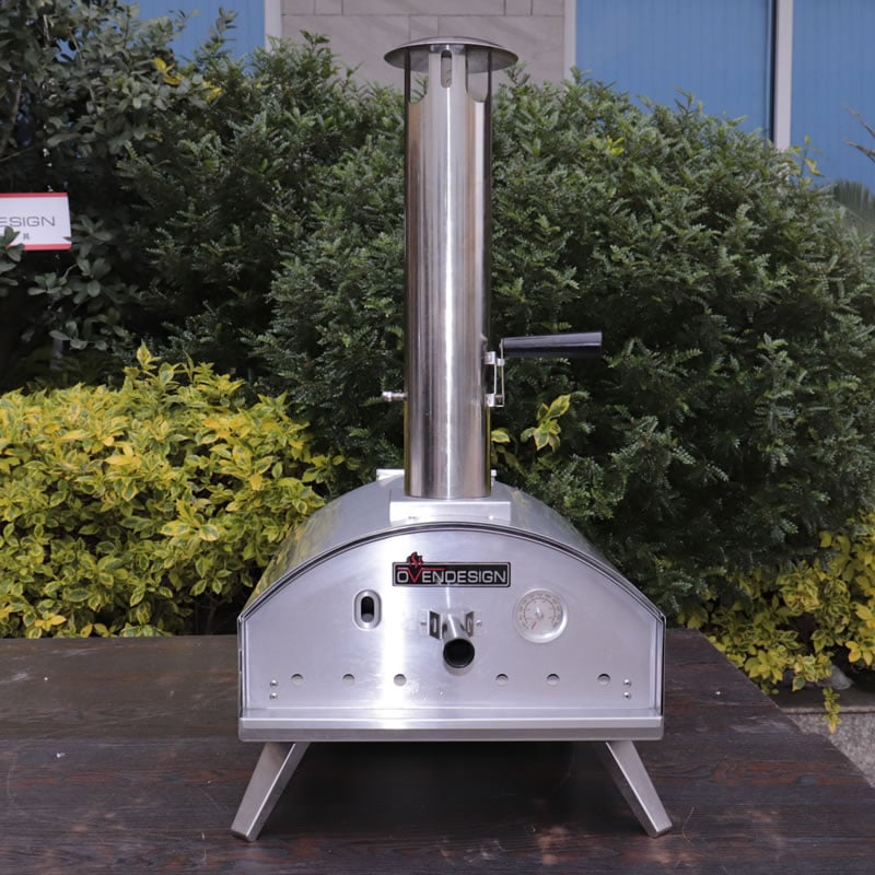 Portable wood-fired pizza oven with pull-out drawer