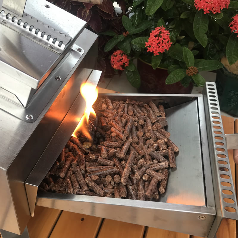 Portable Wood-Fired Outdoor Pizza Oven Rear Heating