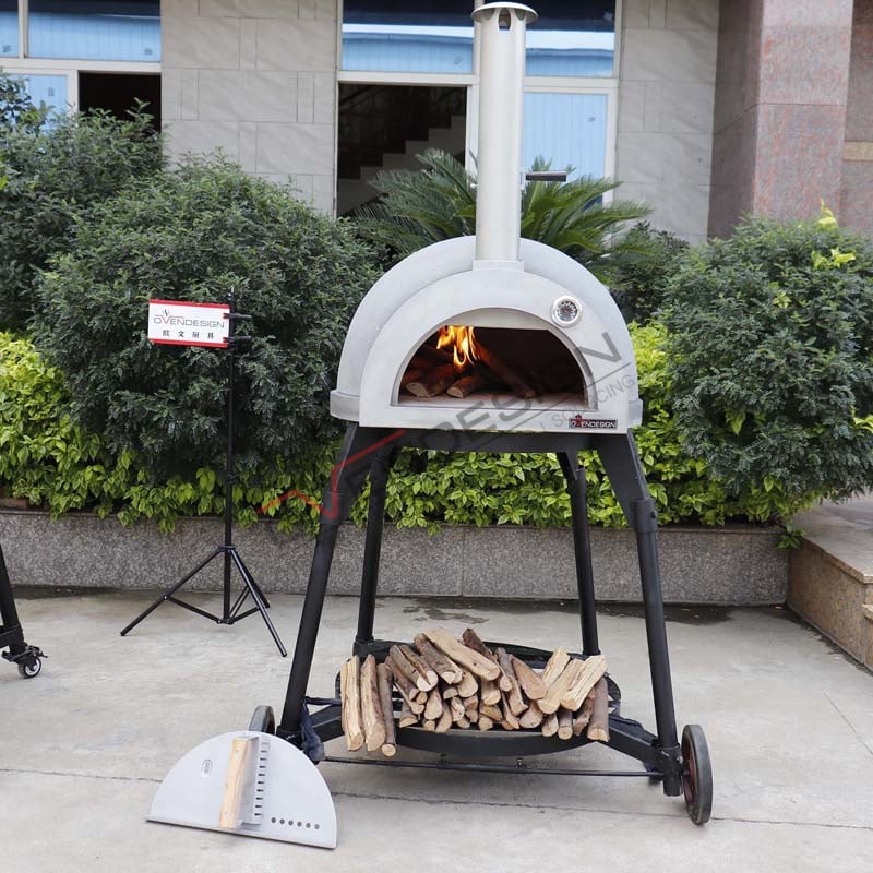 OEM/ODM New Design Wood-Fried Clay Pizza Oven